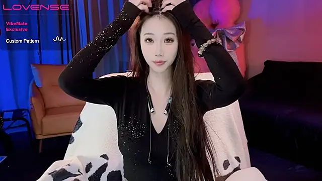 JoooJo  online show from February 5, 6:15 pm