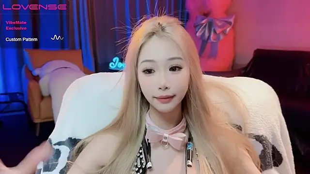 JoooJo  online show from March 17, 4:43 pm