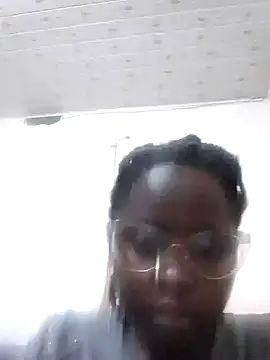 Sweetcecie01 online show from February 3, 12:36 am