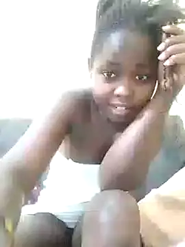 Sweetcecie01 online show from March 22, 1:41 pm