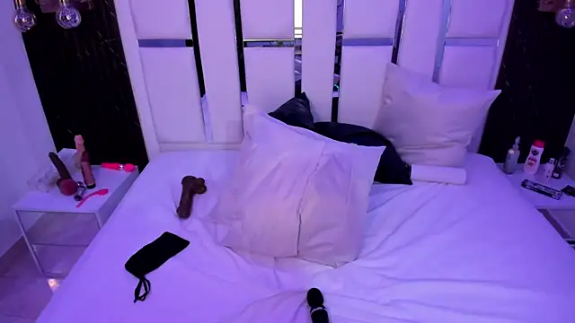 Snapshot of tamhy_ferrara chatting on December 12, 12:16 am tamhy ferrara online show from December 12, 12:16 am