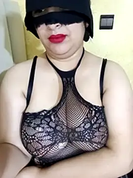 pipachox online show from April 8, 1:49 am