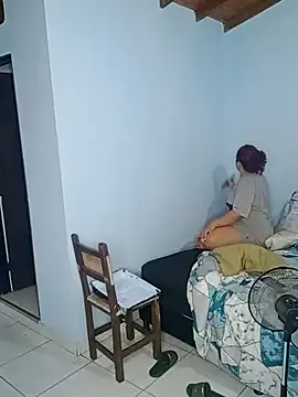 Snapshot of AngelaCoffee chatting on November 22, 10:31 pm AngelaCoffee online show from November 22, 10:31 pm