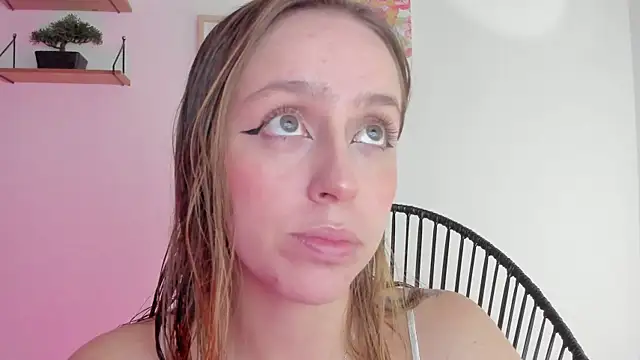 SofiaGc online show from December 19, 2:56 am