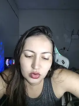 Snapshot of dani123unica chatting on April 17, 10:51 am dani123unica online show from April 17, 10:51 am