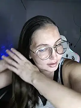 Snapshot of dani123unica chatting on June 23, 4:49 pm dani123unica online show from June 23, 4:49 pm