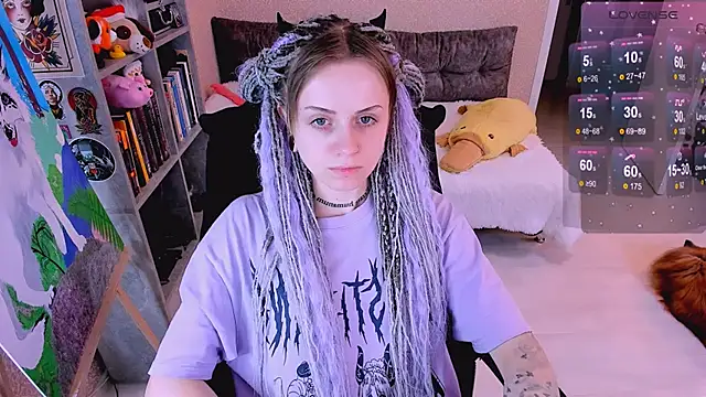 NaniMoore online show from December 6, 11:00 am