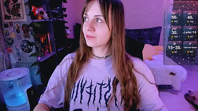 NaniMoore online show from February 7, 8:42 pm