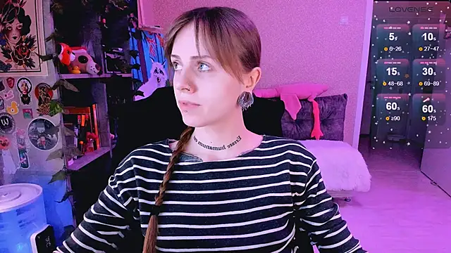 NaniMoore online show from February 23, 8:11 pm