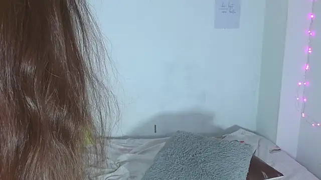 Snapshot of auroraa_sexy chatting on March 19, 2:46 pm auroraa sexy online show from March 19, 2:46 pm