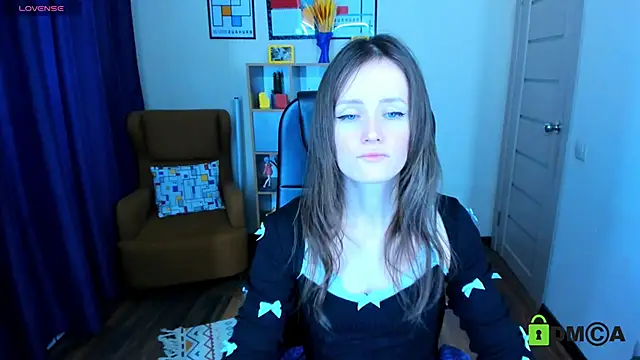 FrancescaCollins online show from February 7, 10:19 am