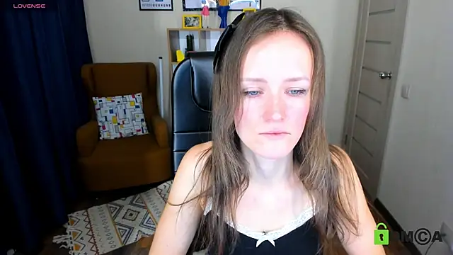 FrancescaCollins online show from February 16, 11:16 am