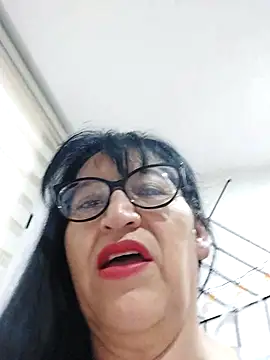 clarita 01 online show from October 12, 10:58 am