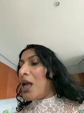 Indianbutter11 online show from September 12, 5:51 am