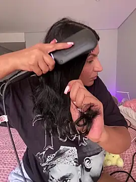 Indianbutter11 online show from December 18, 1:06 pm