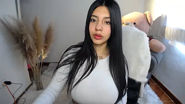 Alin Aly online show from December 2, 3:29 pm