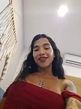 Snapshot of princessmelimejia chatting on July 1, 11:26 pm princessmelimejia online show from July 1, 11:26 pm