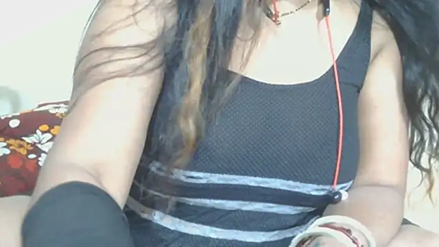 Cute Ruhi99 online show from March 18, 6:27 am