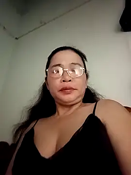 Snapshot of Sexy-asslove90 chatting on October 7, 1:19 pm Sexy-asslove90 online show from October 7, 1:19 pm