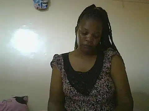 Snapshot of clakemmy250 chatting on January 14, 8:15 pm clakemmy250 online show from January 14, 8:15 pm