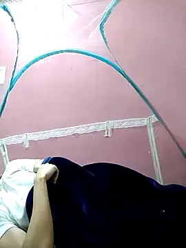 Indiandaddy11 online show from December 5, 7:17 pm