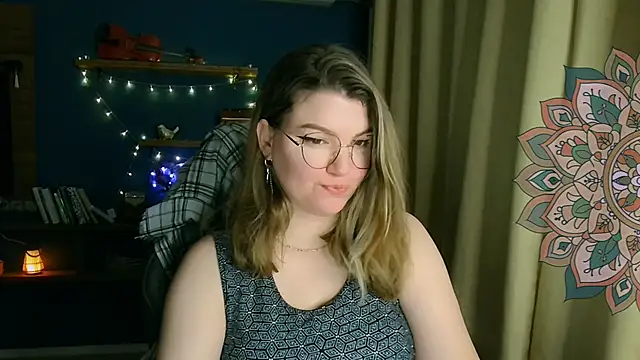 Snapshot of VioletteWay chatting on November 16, 5:18 pm VioletteWay online show from November 16, 5:18 pm