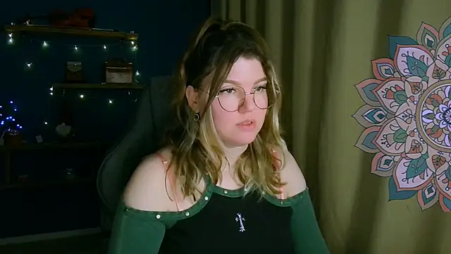 Snapshot of VioletteWay chatting on January 11, 4:56 pm VioletteWay online show from January 11, 4:56 pm