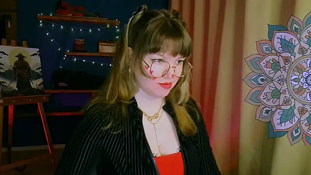 Snapshot of VioletteWay chatting on February 15, 4:58 pm VioletteWay online show from February 15, 4:58 pm