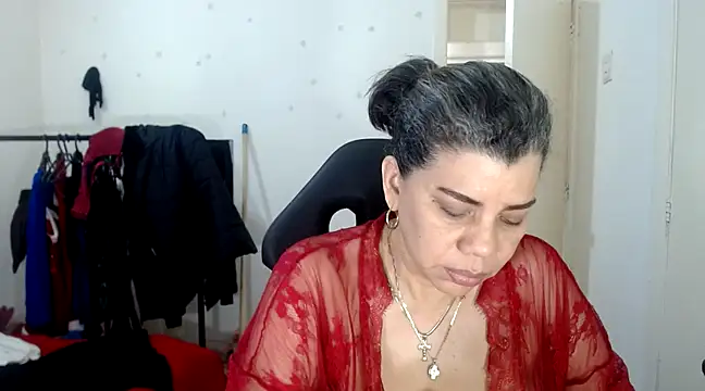 vikyadams online show from March 8, 12:30 pm