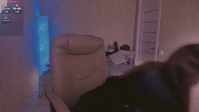 Eesmaaarrr online show from February 8, 11:13 pm