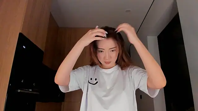 tinki winkii online show from March 12, 1:01 am