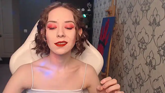 FascinatingEyess online show from April 13, 9:31 pm