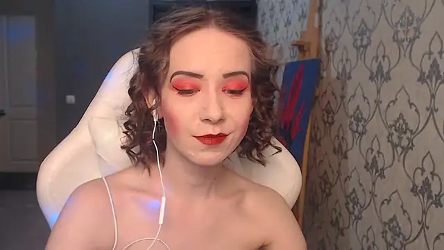 Snapshot of FascinatingEyess chatting on July 7, 9:08 pm FascinatingEyess online show from July 7, 9:08 pm