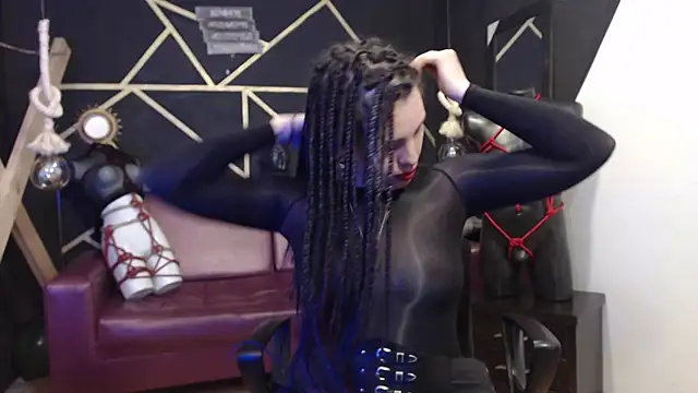 elizatexx online show from December 14, 4:45 am