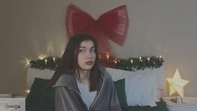 Snapshot of katty__cat chatting on December 26, 12:59 pm katty cat online show from December 26, 12:59 pm