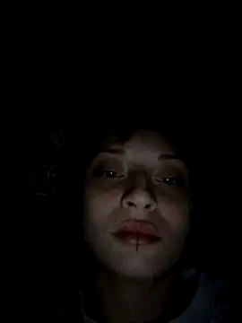 Snapshot of tyffani420 chatting on October 10, 9:41 am tyffani420 online show from October 10, 9:41 am