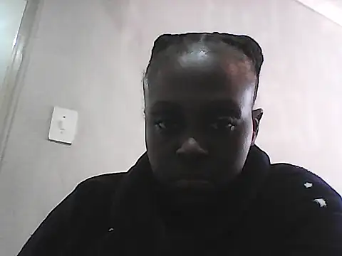 SlutyQueen32 online show from July 22, 9:23 am