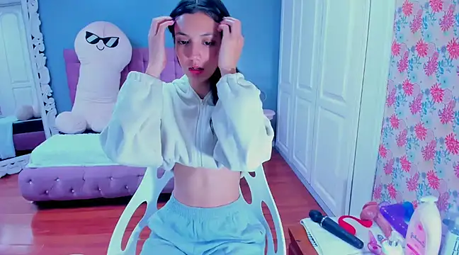 Snapshot of Iris_Stone_ chatting on January 17, 8:22 pm Iris Stone online show from January 17, 8:22 pm