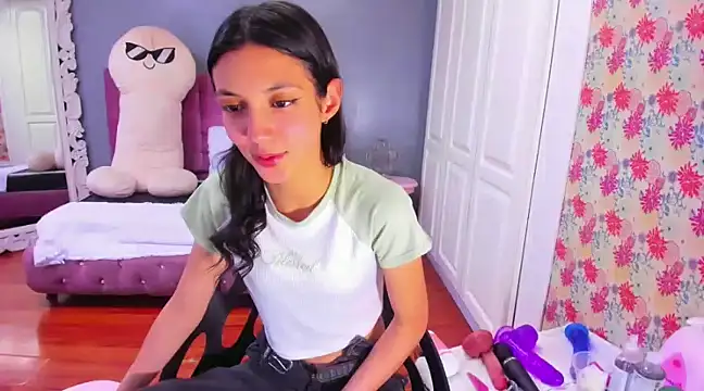 Snapshot of Iris_Stone_ chatting on January 25, 8:10 pm Iris Stone online show from January 25, 8:10 pm