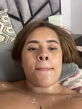 Snapshot of katy_ruiz chatting on March 5, 10:55 am katy ruiz online show from March 5, 10:55 am