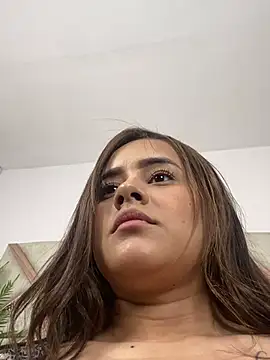 Snapshot of katy_ruiz chatting on March 7, 9:40 am katy ruiz online show from March 7, 9:40 am