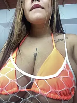 Snapshot of katy_ruiz chatting on March 14, 9:46 am katy ruiz online show from March 14, 9:46 am