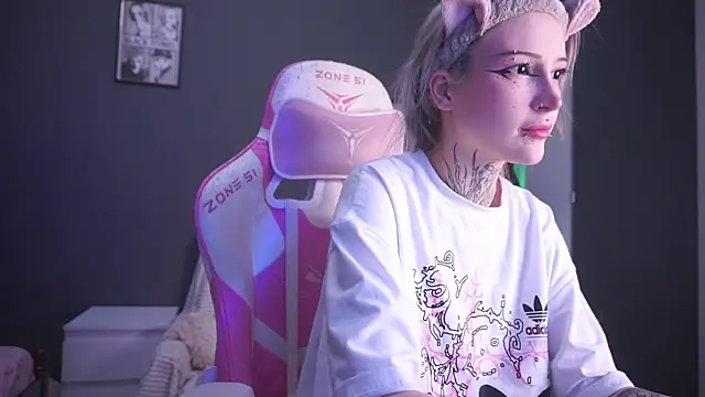 fraulein mooon online show from January 8, 8:22 pm