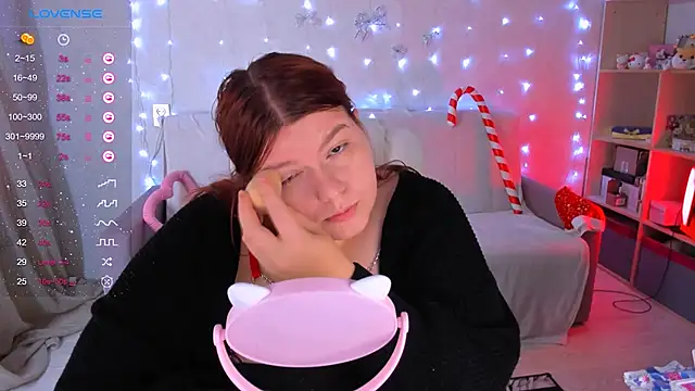 Melissa Purr online show from December 28, 12:45 pm