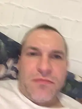 AttractiveSilk5 online show from January 17, 12:59 am