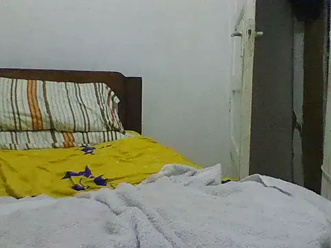 Snapshot of sherry_anne chatting on January 18, 4:38 am sherry anne online show from January 18, 4:38 am