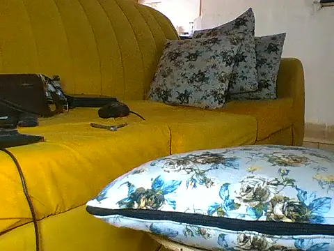 Snapshot of sherry_anne chatting on February 24, 10:24 am sherry anne online show from February 24, 10:24 am