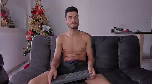 Snapshot of MorganFrei chatting on December 20, 7:39 pm MorganFrei online show from December 20, 7:39 pm