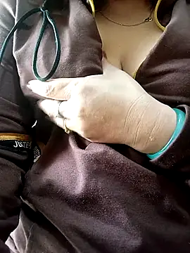 Snapshot of Rose_DiDi chatting on March 20, 3:34 am Rose DiDi online show from March 20, 3:34 am