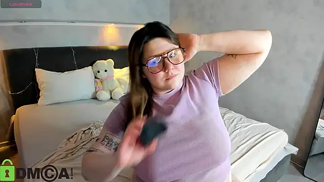 Ruth Oliver online show from March 12, 9:26 am